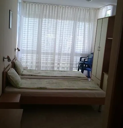 Elit 1 Солнечный берег