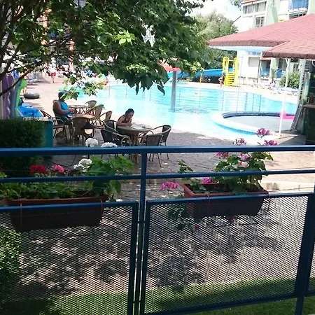 מלון דירות Elit 1 3*